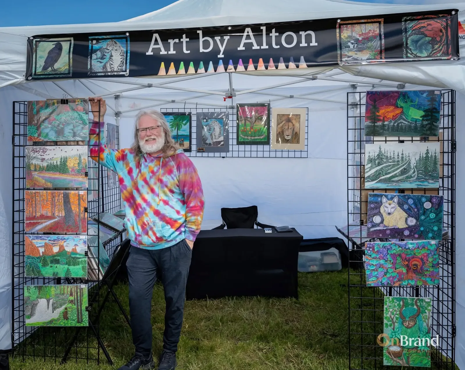 Local artist Art by Alton at his KeizerFEST booth