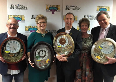 2014 Keizer Chamber Award Winners with clocks