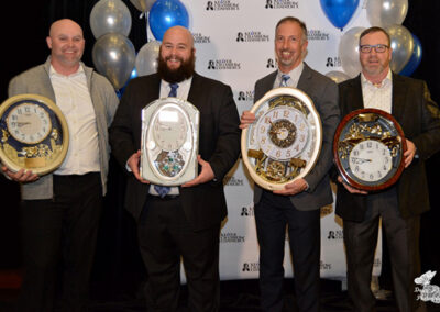 2017 Keizer Chamber Award Winners with clocks